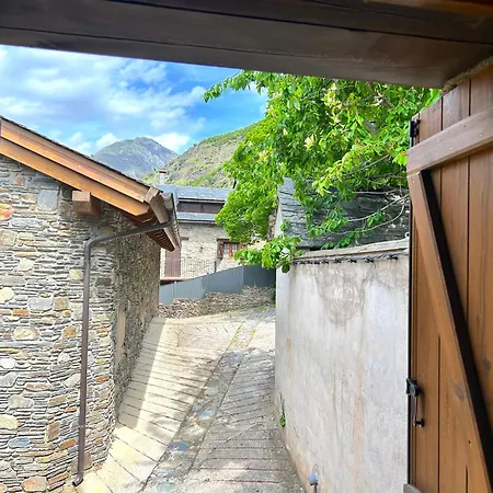 Apartment Refugi De Pedra I Fusta Amb Encant By Rural D'aneu *